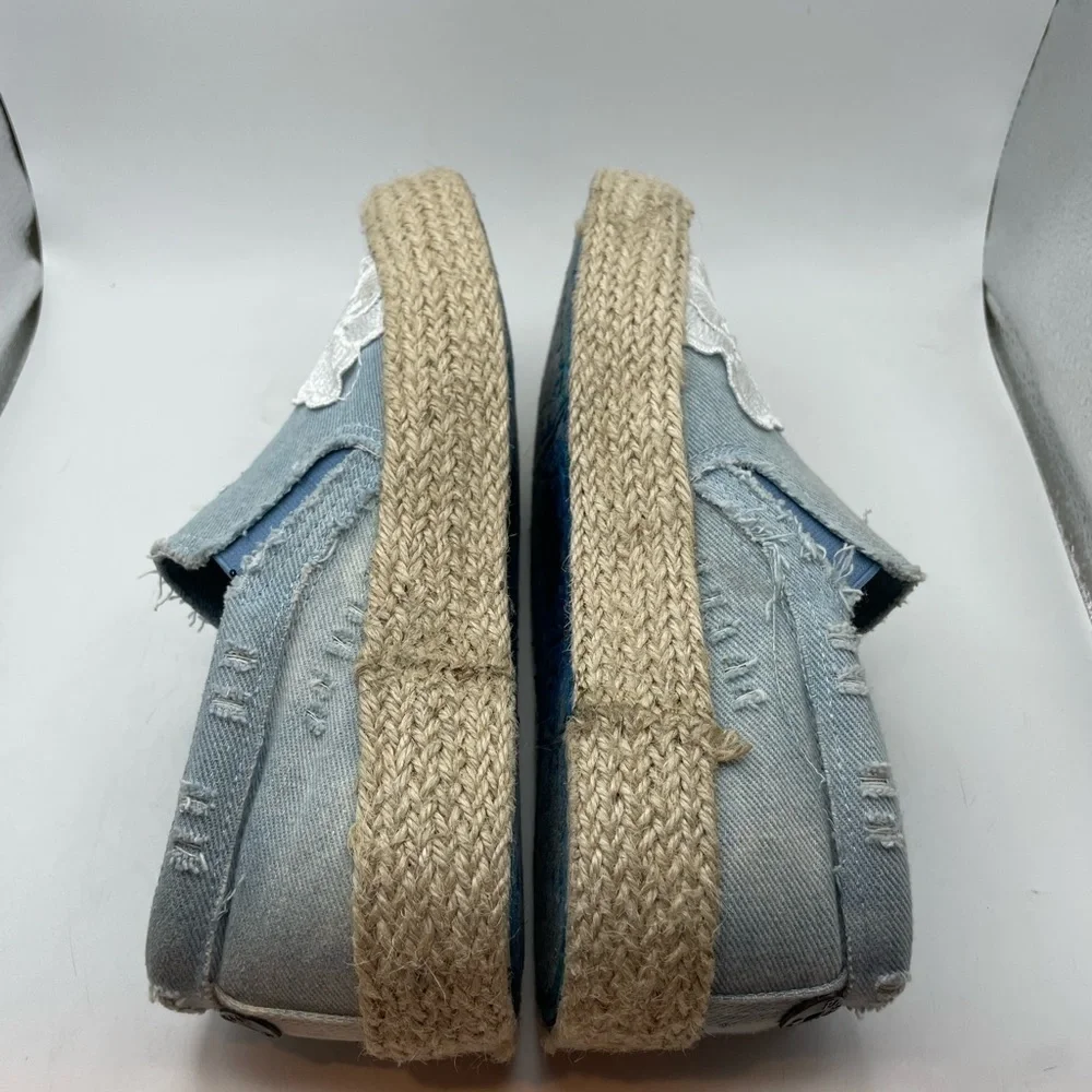Blowfish white floral espadrilles women’s 6